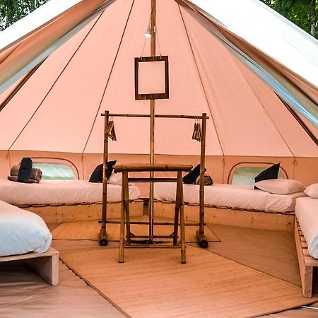 Lodg'Ing Secret Camp Ariege Hotel Lordat Bagian luar foto